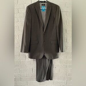 Marc Ecko Men's 2 Piece Suit  38R Jacket 32R Pants